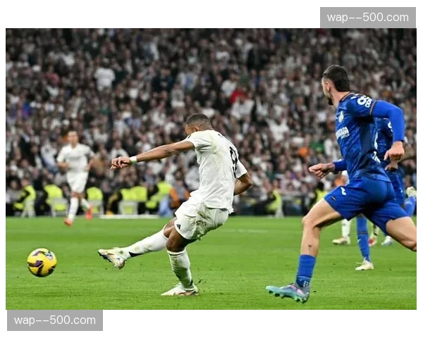 阿勒代斯公开质疑弃用阿诺德 建议贝林厄姆世界杯担任替补